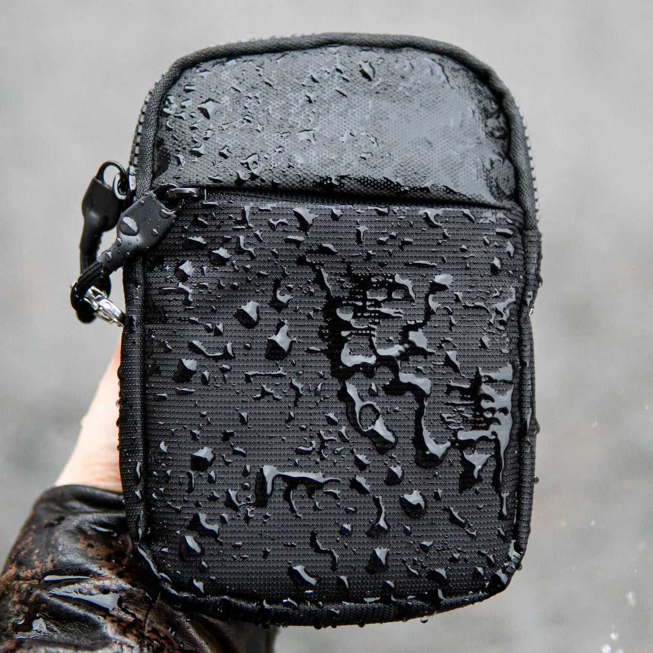 Sac bandoulière multi-fonctions 4 en 1